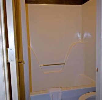 Fort Chiswell Hotel | Super 8 by Wyndham Fort Chiswell Wytheville Area
