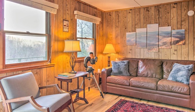 8 Acres + Hiking Trails: Little Switzerland Escape