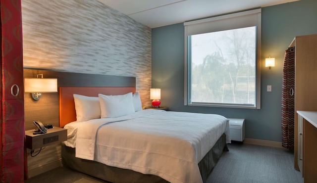 Home2 Suites by Hilton Charlotte Belmont