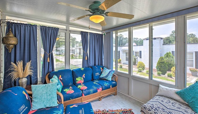 Cozy Pet-Friendly Cottage: Walk to White Lake
