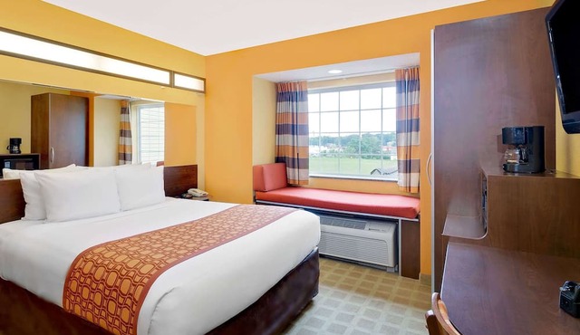 Microtel Inn & Suites by Wyndham Princeton