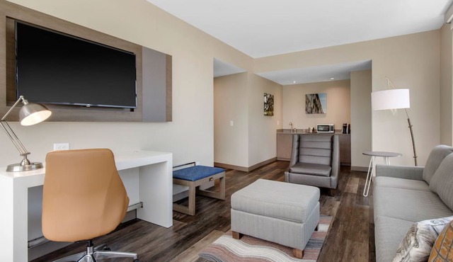 Cambria Hotel Nashville Airport