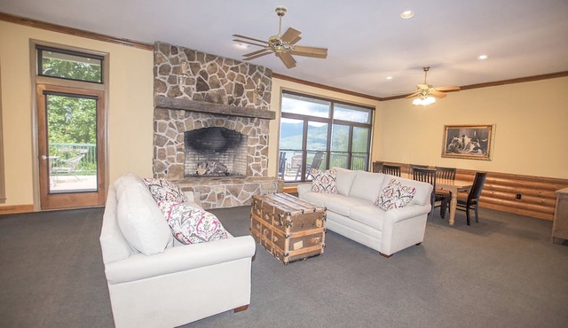 Lake Chatuge Lodge