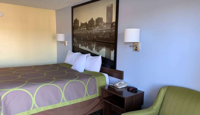 Super 8 by Wyndham Jackson in Jackson