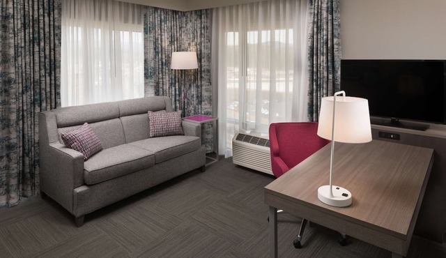 Hampton Inn & Suites Asheville Biltmore Area