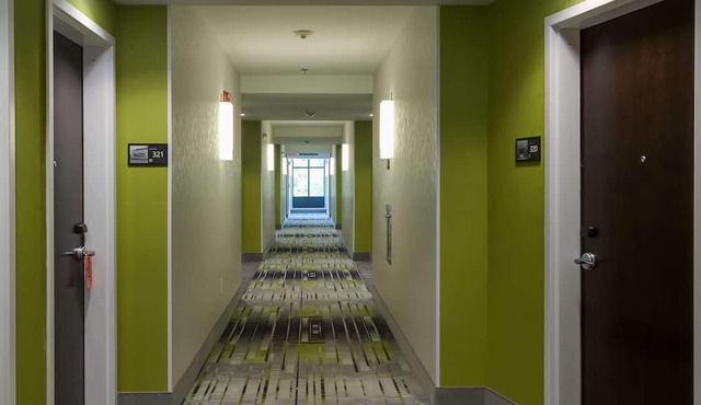 Hampton Inn White House