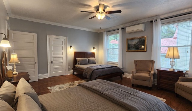 Vine Cottage Inn
