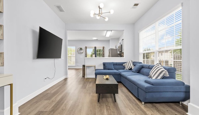 3BR Family Retreat with Modern Comforts