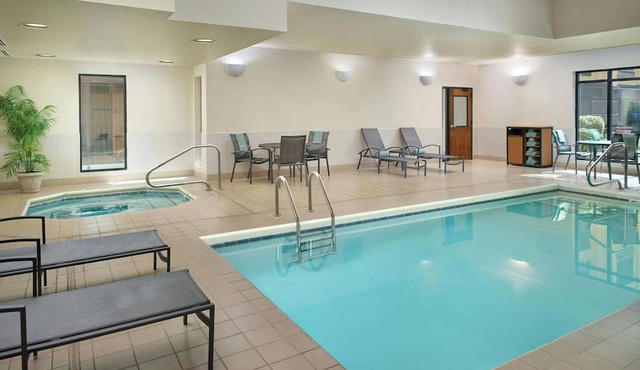 Fairfield by Marriott Inn & Suites Asheville Outlets