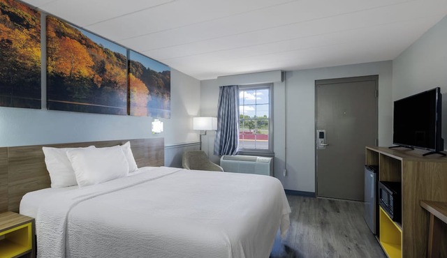 Days Inn by Wyndham Lincolnton
