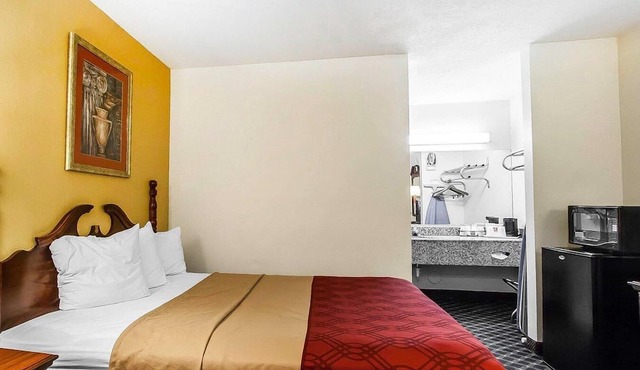 Econo Lodge Dyersburg I-155