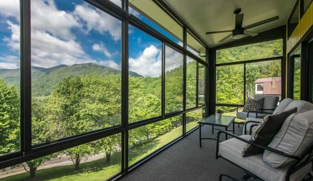 Modern, Sleeps 6~$375 Free Activities Daily