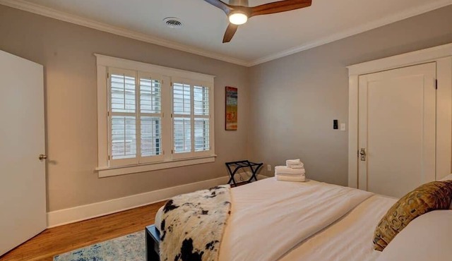 Charming Midtown-Evergreen Bungalow in Memphis