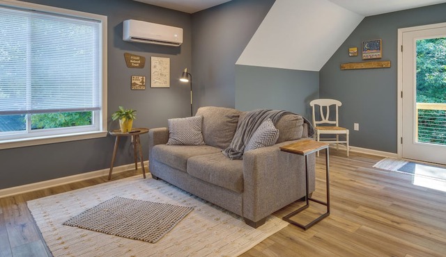 Dog-Friendly Mills River Retreat Near Hiking!