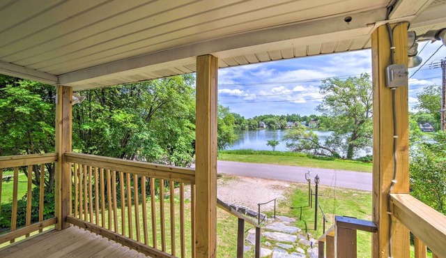 Cozy Ishpeming Cottage w/Lake & Park Views! in Ishpeming