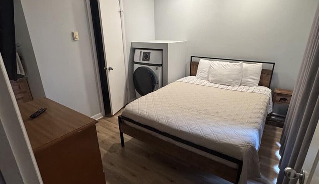 E104 · Winterplace Ski in Ski out condo First floor! E104