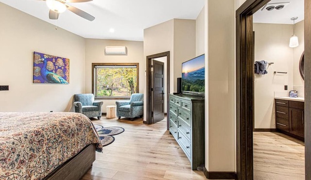 Townsend River Villa | Hot Tub with River Access