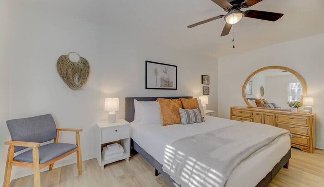 Modern 4 BR Apt - Mins to USC, ZOO & Ft Jackson