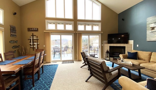 Waterfront Stay in Deerfield w/Private Dock & Pet Friendly