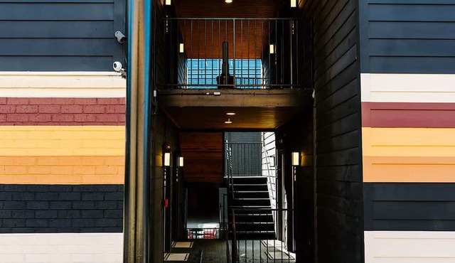 Songwriter's Suite: Luxe Music Row Stay!