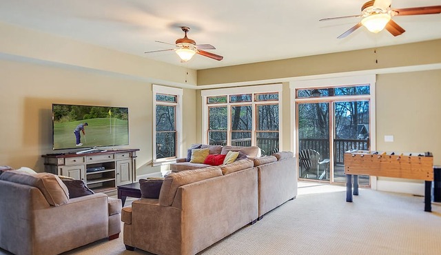 Find Your Base Camp in Beautiful Lake Toxaway