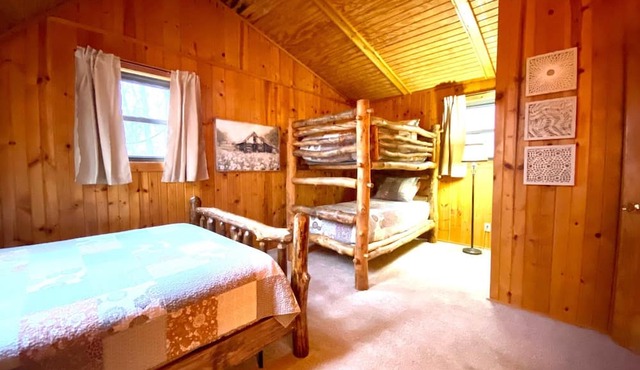 Oakridge - Hosted by The Chalets