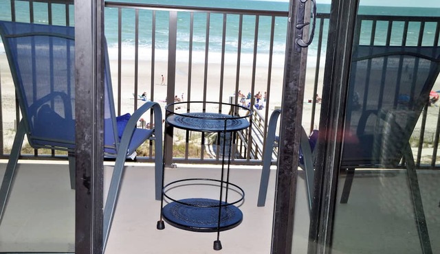 Oceanfront 3BR Condo l Springs Towers l Pool l