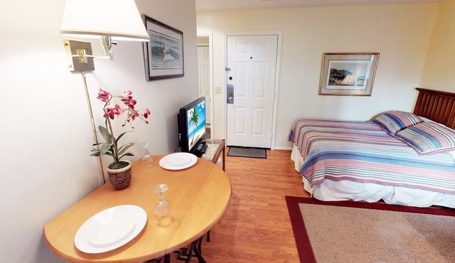 Unwind & Play | River Creek Golf Condo in NC! | RC401