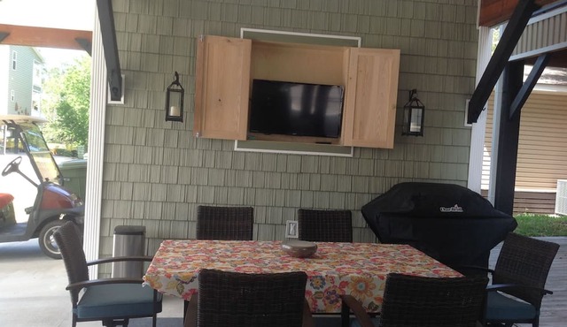 Gorgeous 5 bdrm OCEAN LAKES FAMILY CAMPGROUND MH137C