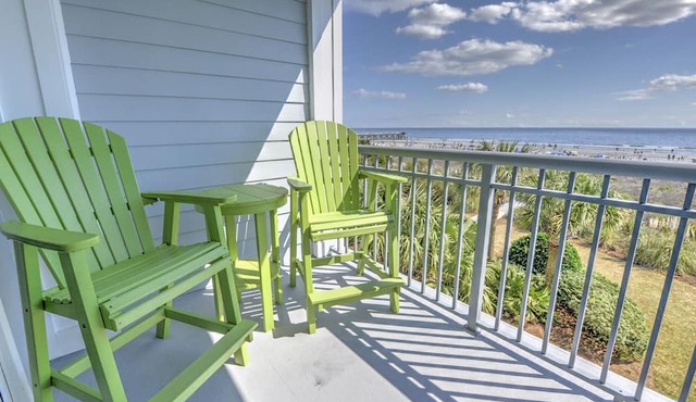 3 bed/3 Bath with Amazing Views! Sleeps 8