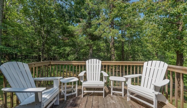 Skyview | Mountaintop Cabin with Grand Views | TIEC access. in Columbus