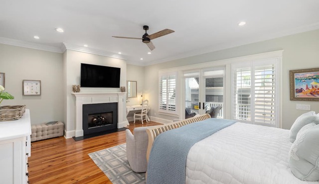 IOP Home with Beach Access, Rooftop Sunset Patio, Private Pool & Spacious Decks in Isle Of Palms