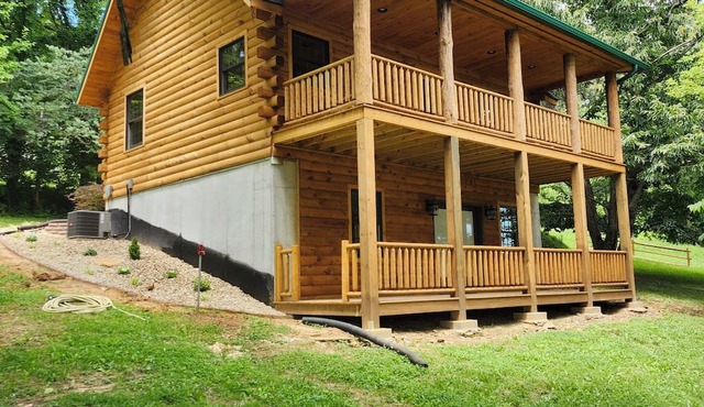 NEW! Enchanting Log Cabin 2 Bed 2 Bath Located in Town of French Lick, IN