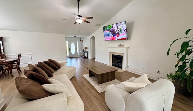 Spacious 4-bedroom house in enjoyable Winder
