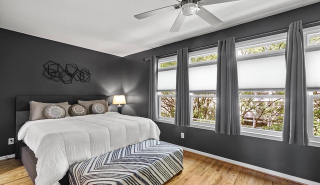 Luxury 2BR Condo on Peters St - Walk to FIFA & Mercedes-Benz Stadium in Atlanta