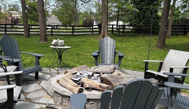 1800s Cozy Kitchen House in Berryville in Berryville