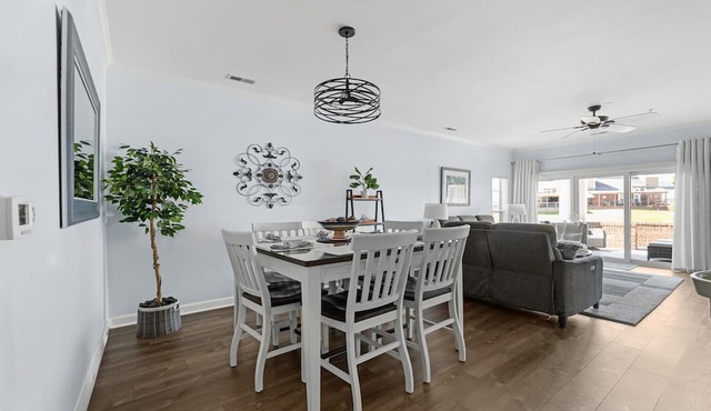 Harbor View - Lake Norman Vacation Condo Rental - Dog Friendly!