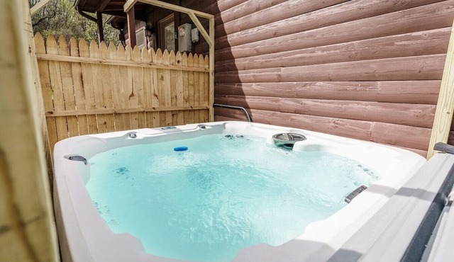 New/MountainViews/Rustic/HotTub in Stanley