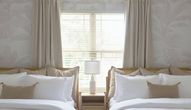 Palm House Luxury Retreat for Families + Corporate