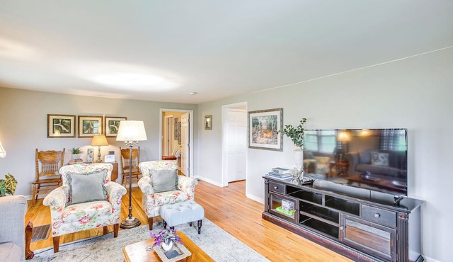 4 Mi to Dtwn: Goodlettsville Getaway w/Yard in Goodlettsville