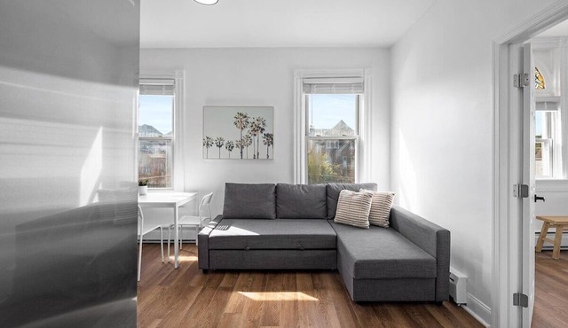 Shadyside, Pittsburgh, Modern and Bright 1 Bedroom with Free Parking