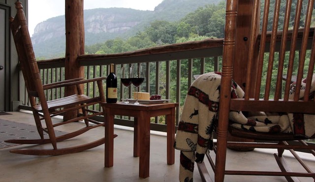 The Esmeralda Inn at Lake Lure