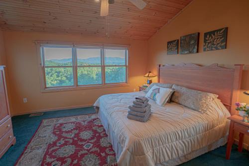 Poppy’s Place Cabin