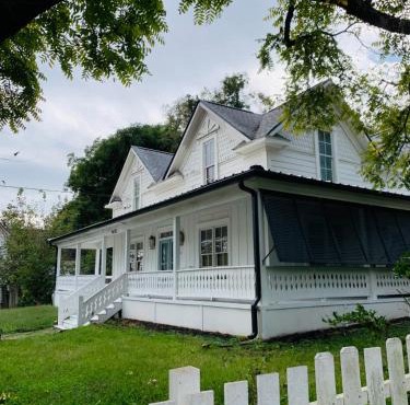 The Ball Ground House