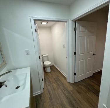 Premium Executive 4BR 4BA Home, Sleeps 9 Guests, Gastonia NC, 5 min to CaroMont