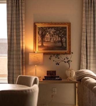 Beautiful New Construction Condo Downtown Knox